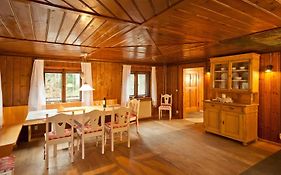 Wald-Ferienhaus-Seefried